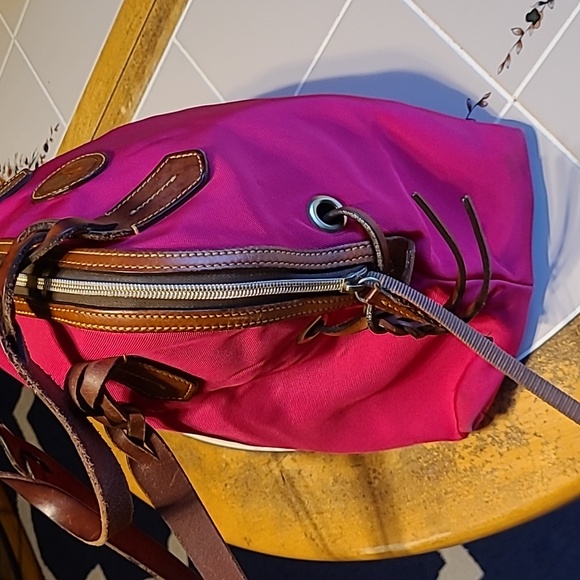 Dooney & Bourke HOT PINK Canvas Bag.  Pre-loved - Picture 15 of 17